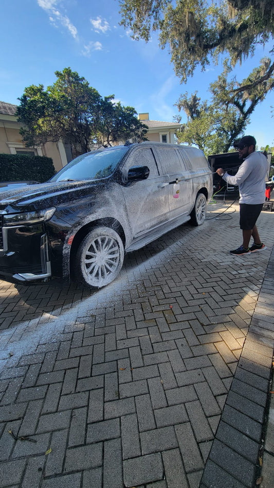 IN & OUT MOBILE SERVICES