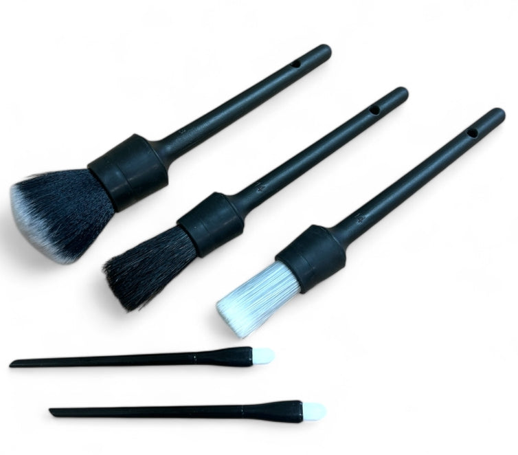 THE  PACKAGE DETAILING BRUSH SET